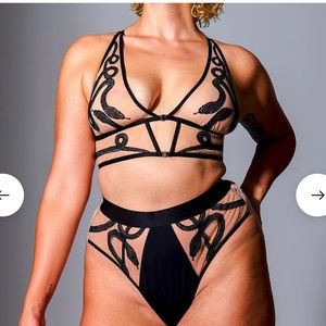 NWT thistle and spire bralette